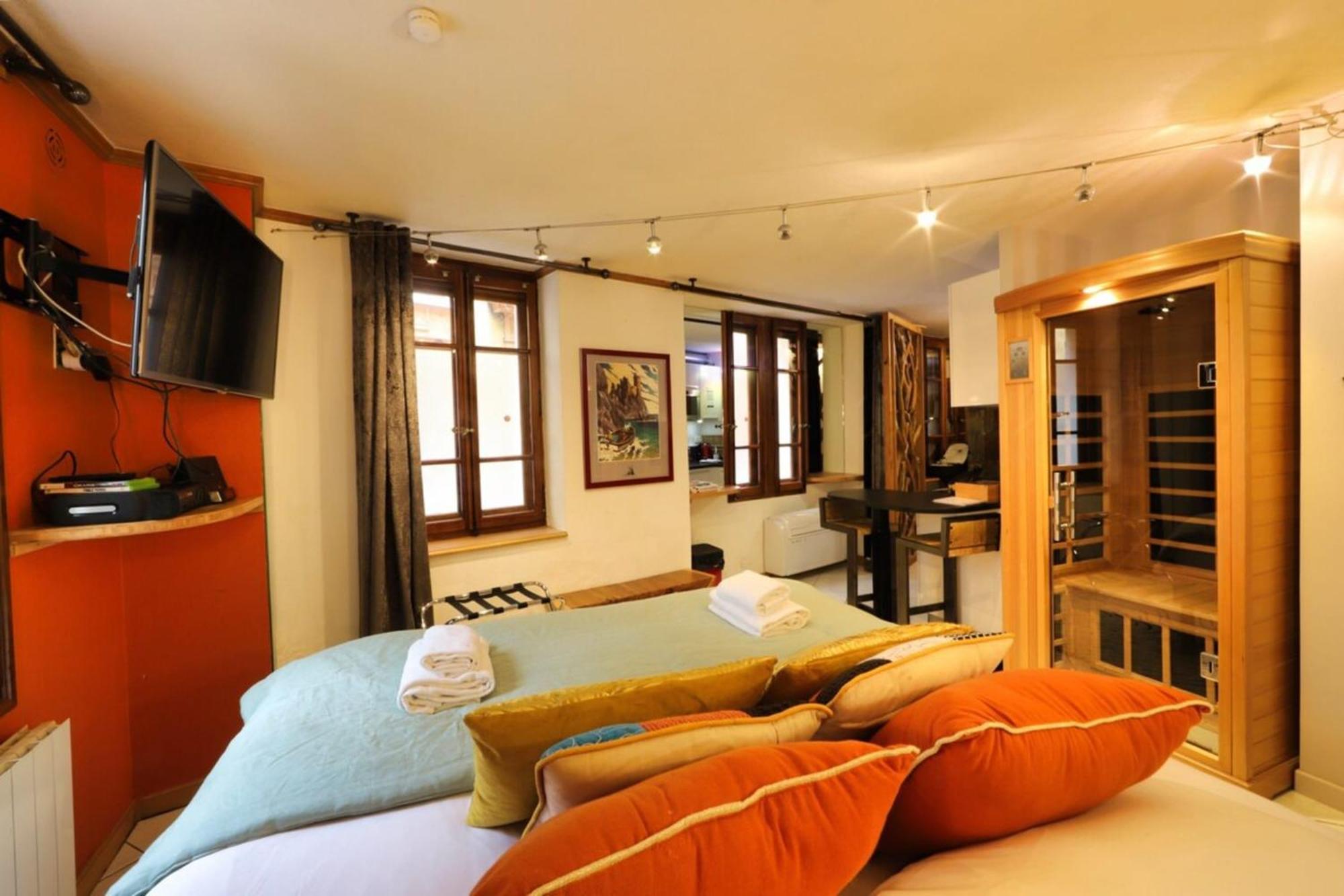 Le Cocon - Lofts & Lakes Certified 4-Stars Annecy Bagian luar foto