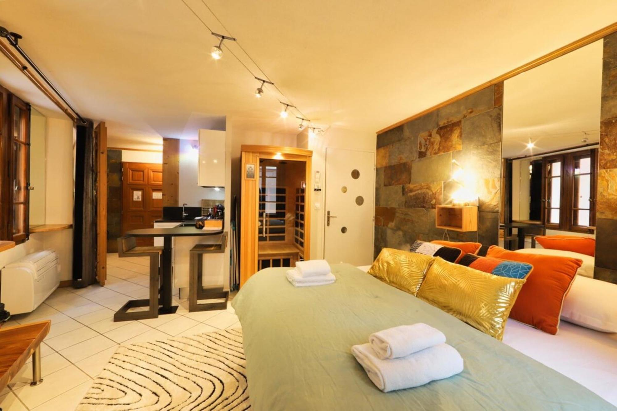 Le Cocon - Lofts & Lakes Certified 4-Stars Annecy Bagian luar foto